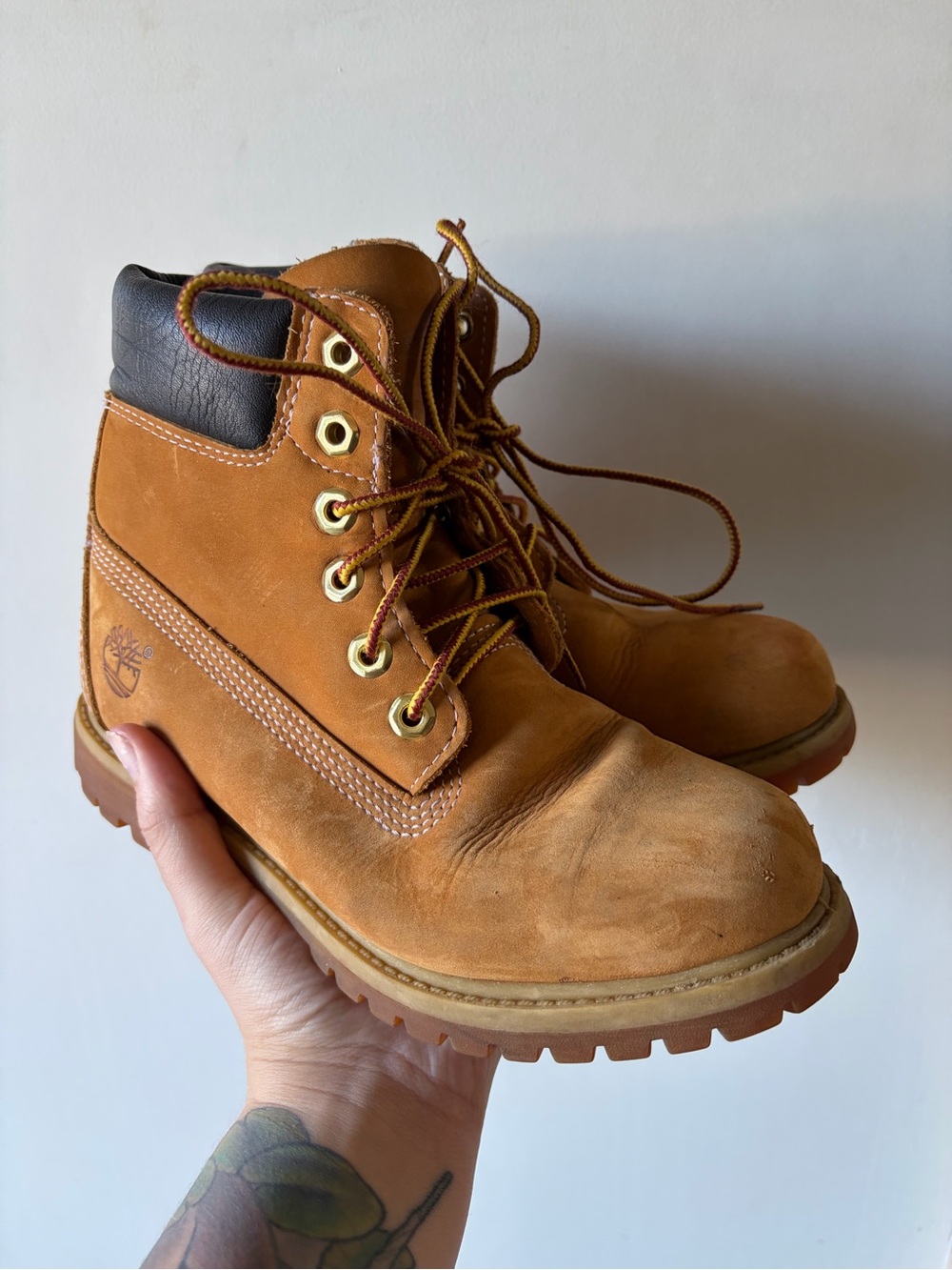 Timberland Men's Tan Nubuck Work Boots with Black Collar size 6.5